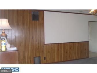 212 Chelsea Road Fairless Hills, PA 19030 - Photo 4 of 12 Living Room