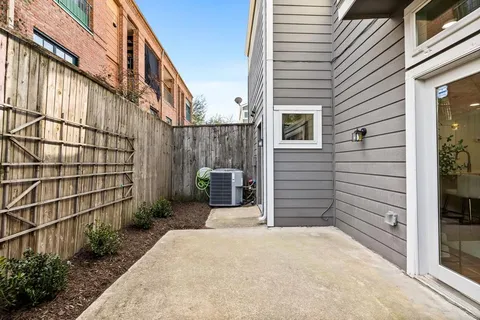 $439,000 | 4006 Holland Avenue, Unit D, Dallas, TX 75219