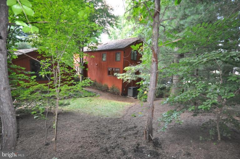 2207 Quartermaster Lane Reston, VA 20191 - Photo 3 of 22 Wooded View / Acreage
