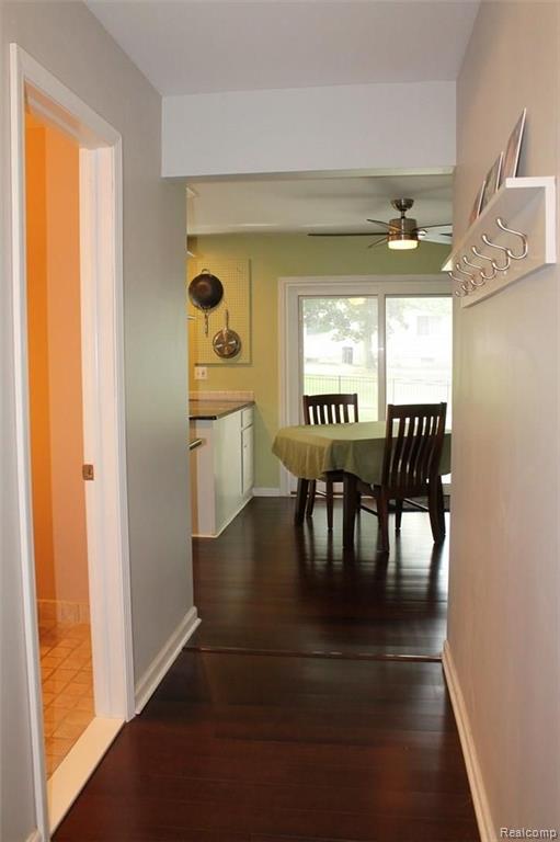 40555 East Mill Rd Court Novi, MI 48375 - Photo 18 of 46 Gallery Image 18