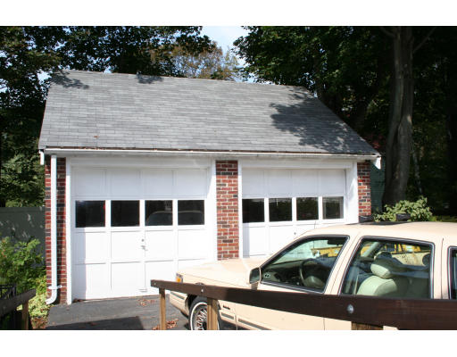 122 Overlook Road Arlington, MA 02474 - Photo 10 of 11