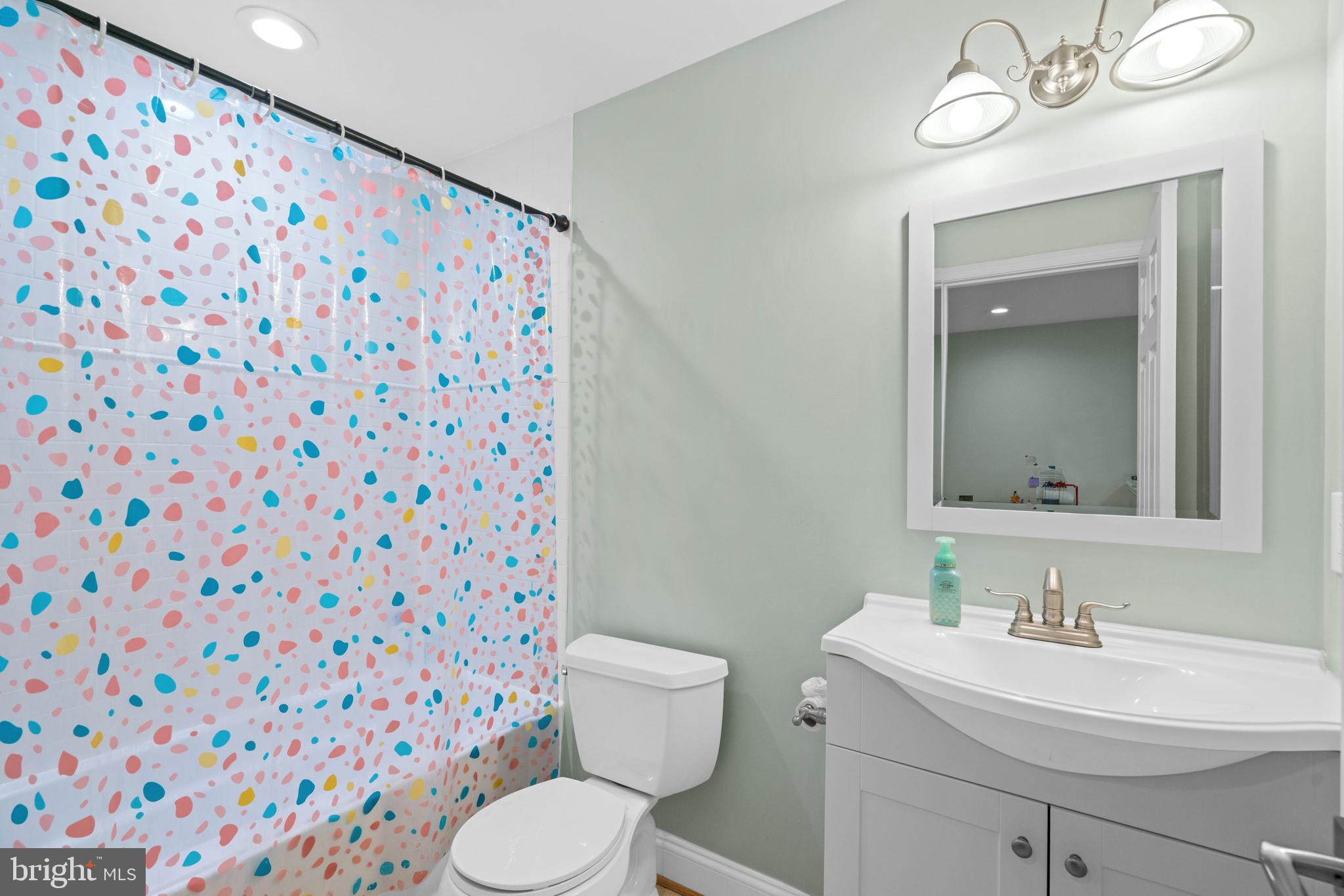 6 Purcell Court Potomac, MD 20854 - Photo 34 of 50