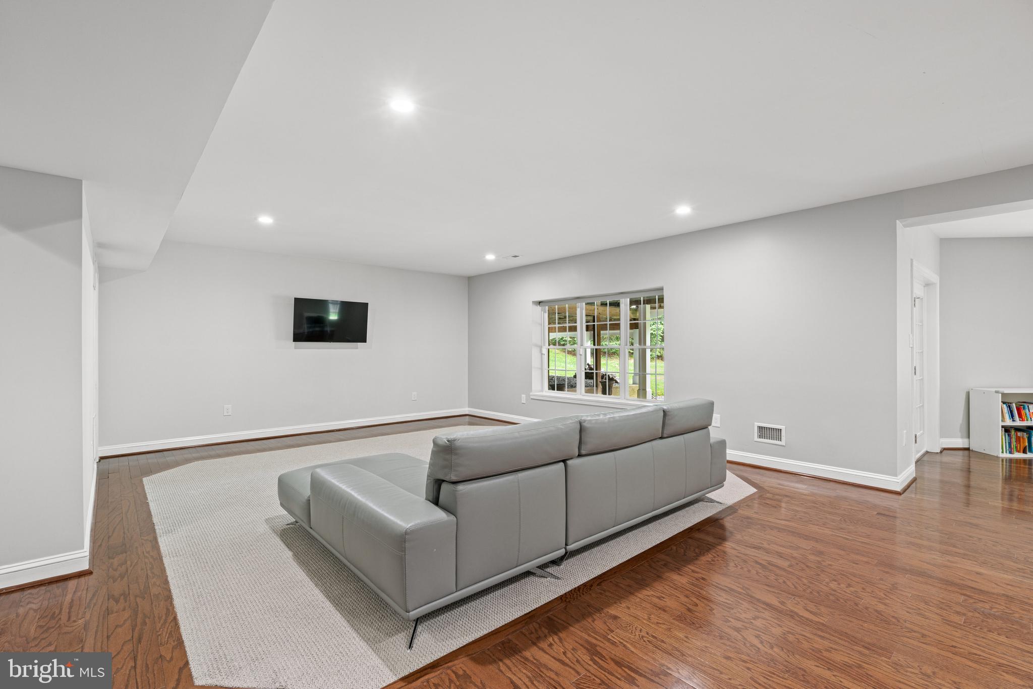 6 Purcell Court Potomac, MD 20854 - Photo 35 of 50