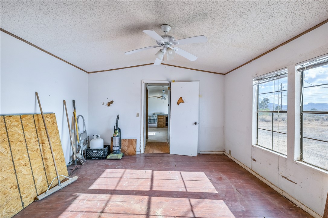 3598 Tonto Road Golden Valley, AZ 86413 - Photo 12 of 34 a view of an entryway