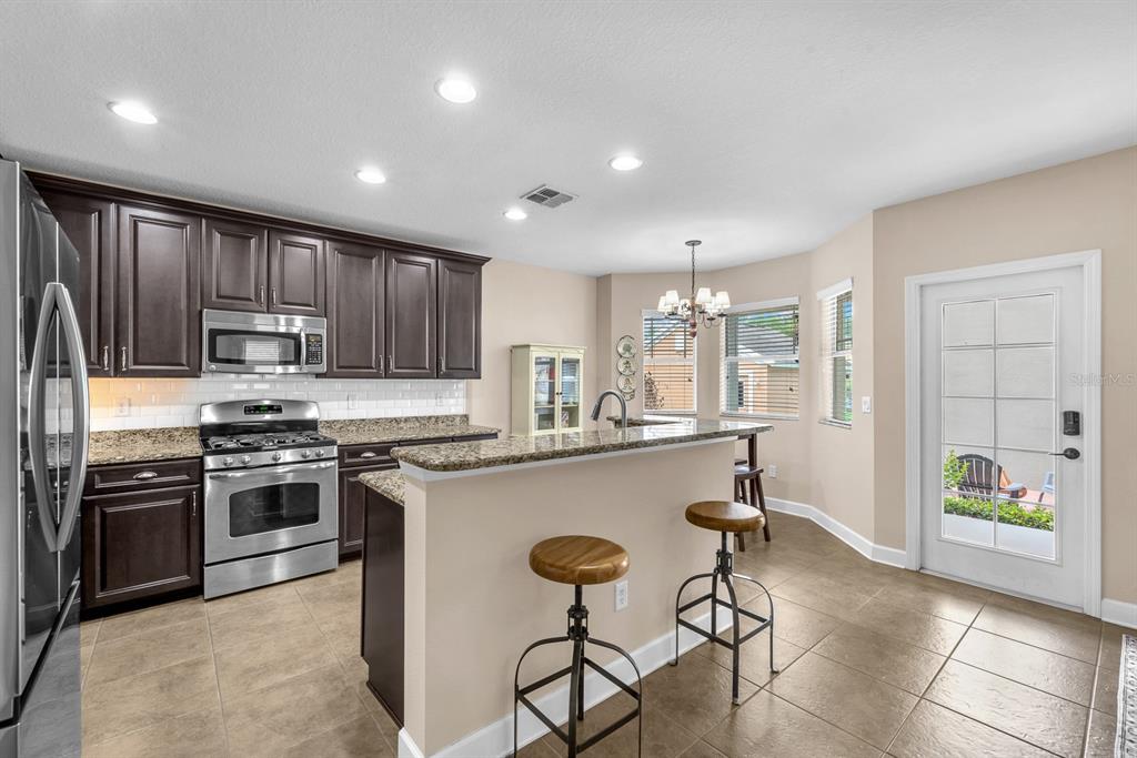5945 Beaconpark Street Lithia, FL 33547 - Photo 18 of 44