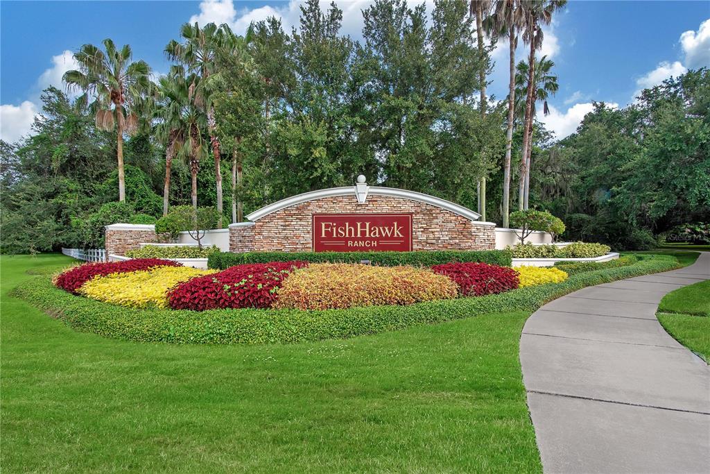 5945 Beaconpark Street Lithia, FL 33547 - Photo 35 of 44