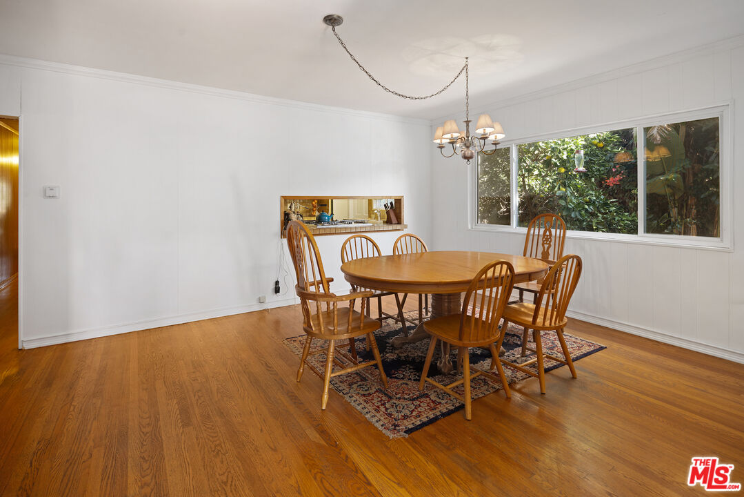 6501 Commodore Sloat Drive Los Angeles, CA 90048 - Photo 6 of 29