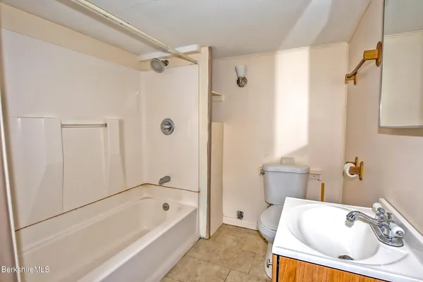 $255,000 | 30 Moscow Road, West Stockbridge, MA 01266