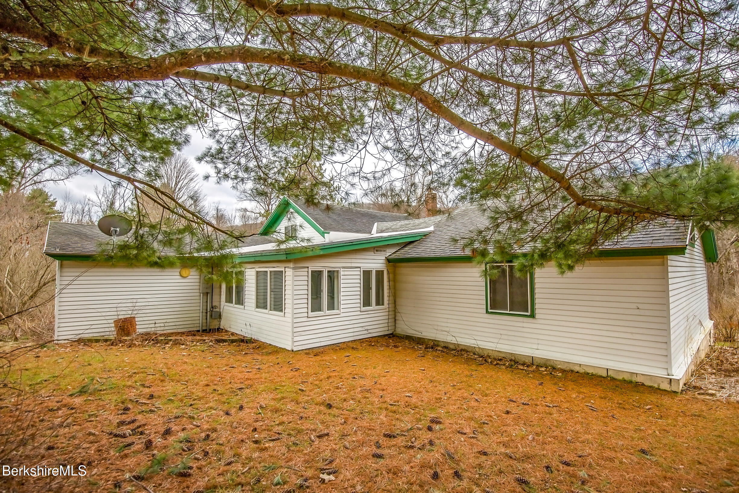 30 Moscow Road West Stockbridge, MA 01266 - Photo 2 of 20 Backofhome