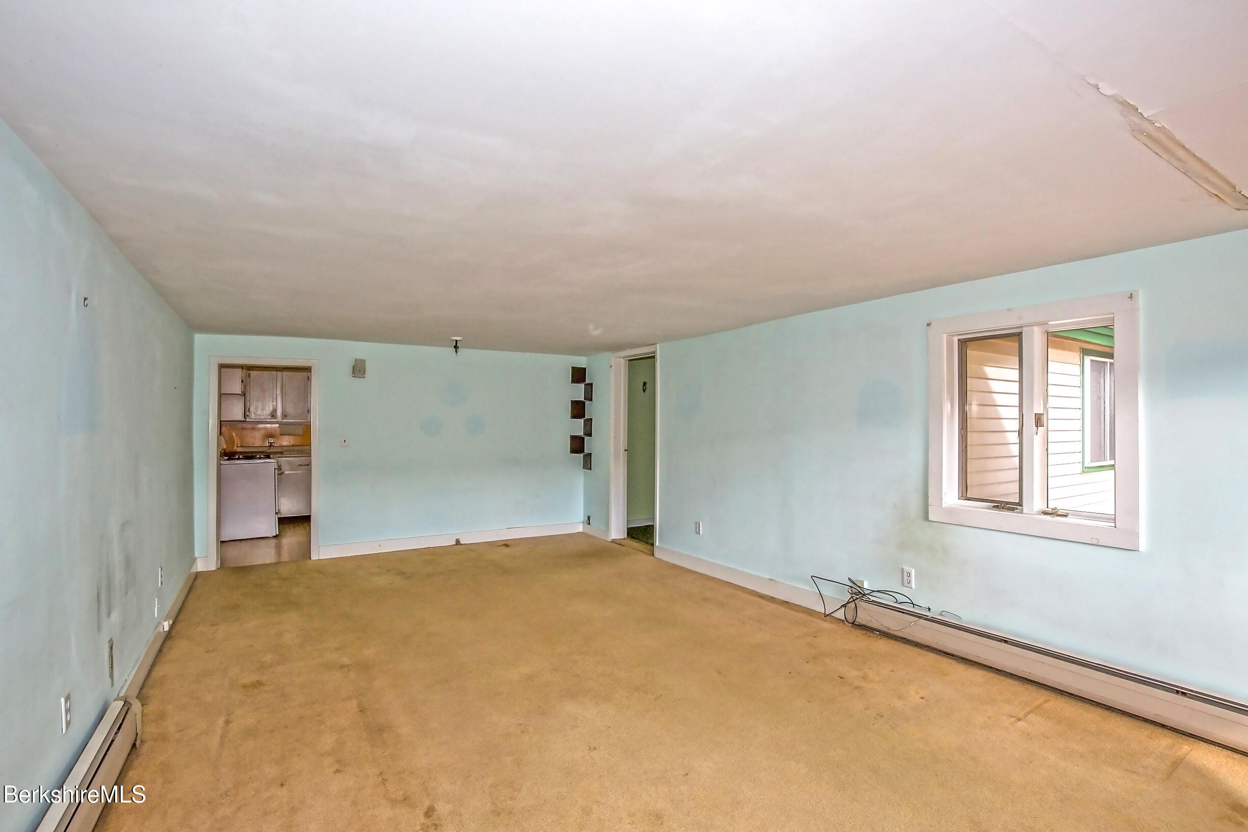 30 Moscow Road West Stockbridge, MA 01266 - Photo 10 of 20 Bedroom1angle