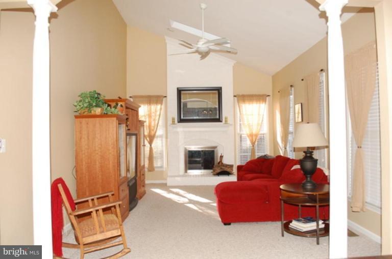 10367 Wetherburn Road Woodstock, MD 21163 - Photo 4 of 14 Family Room