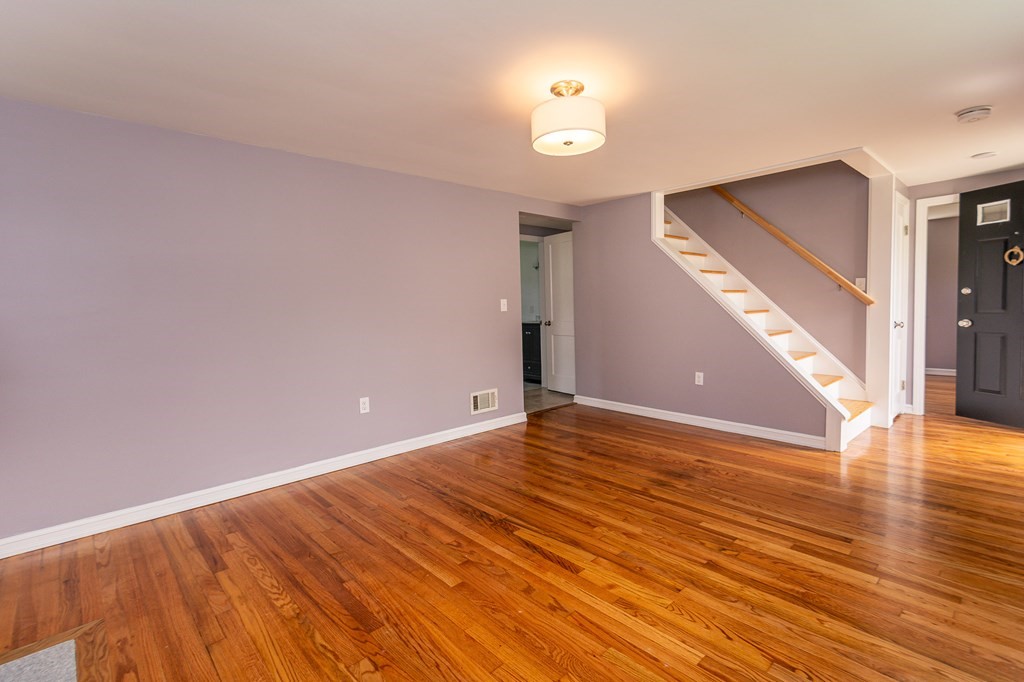 11 Roosevelt Road Holbrook, MA 02343 - Photo 13 of 33 Gallery Image 13