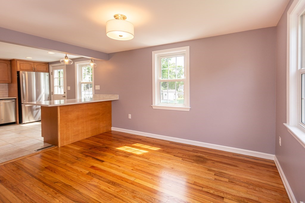 11 Roosevelt Road Holbrook, MA 02343 - Photo 15 of 33 Gallery Image 15
