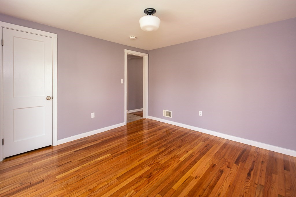 11 Roosevelt Road Holbrook, MA 02343 - Photo 19 of 33 Gallery Image 19