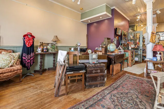 $389,000 | 305 North Main Street, Alma, WI 54610