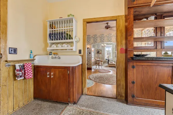 $389,000 | 305 North Main Street, Alma, WI 54610