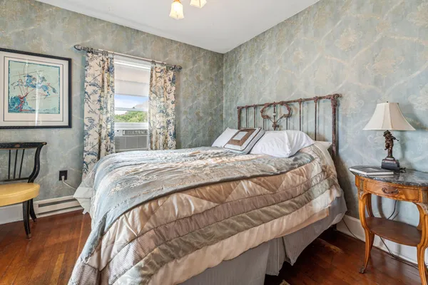 $389,000 | 305 North Main Street, Alma, WI 54610