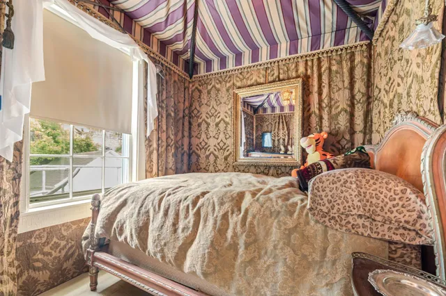 $389,000 | 305 North Main Street, Alma, WI 54610