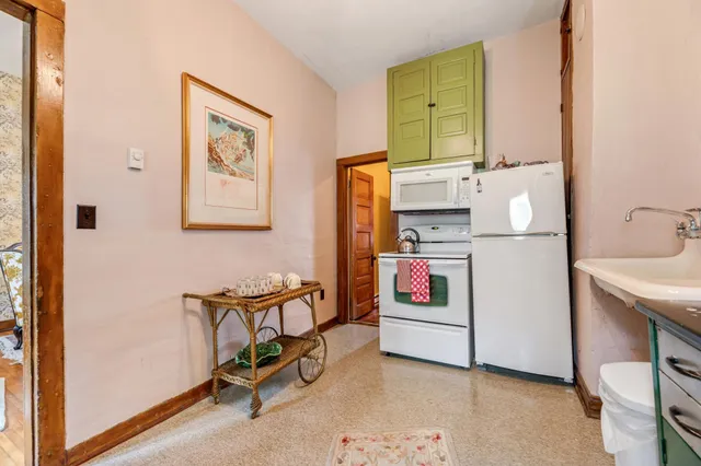 $389,000 | 305 North Main Street, Alma, WI 54610