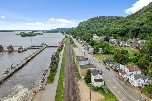 $389,000 | 305 North Main Street, Alma, WI 54610