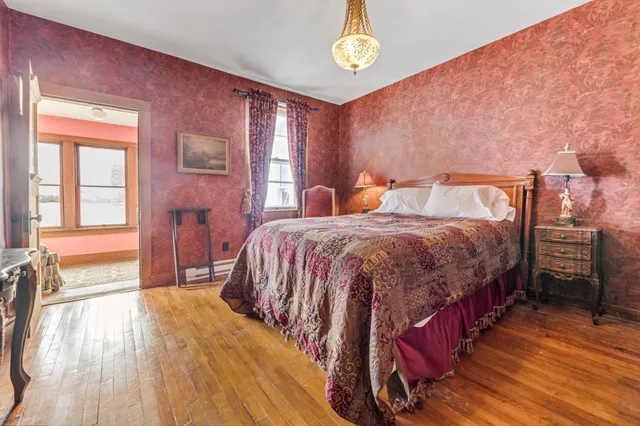 $389,000 | 305 North Main Street, Alma, WI 54610