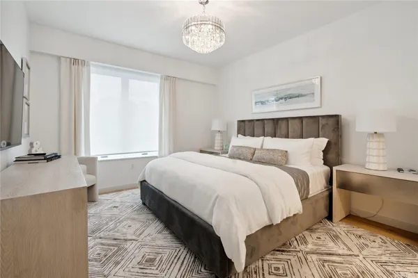 $1,791,900 | 218 Middle Neck Road, Unit 111, Great Neck, NY 11021