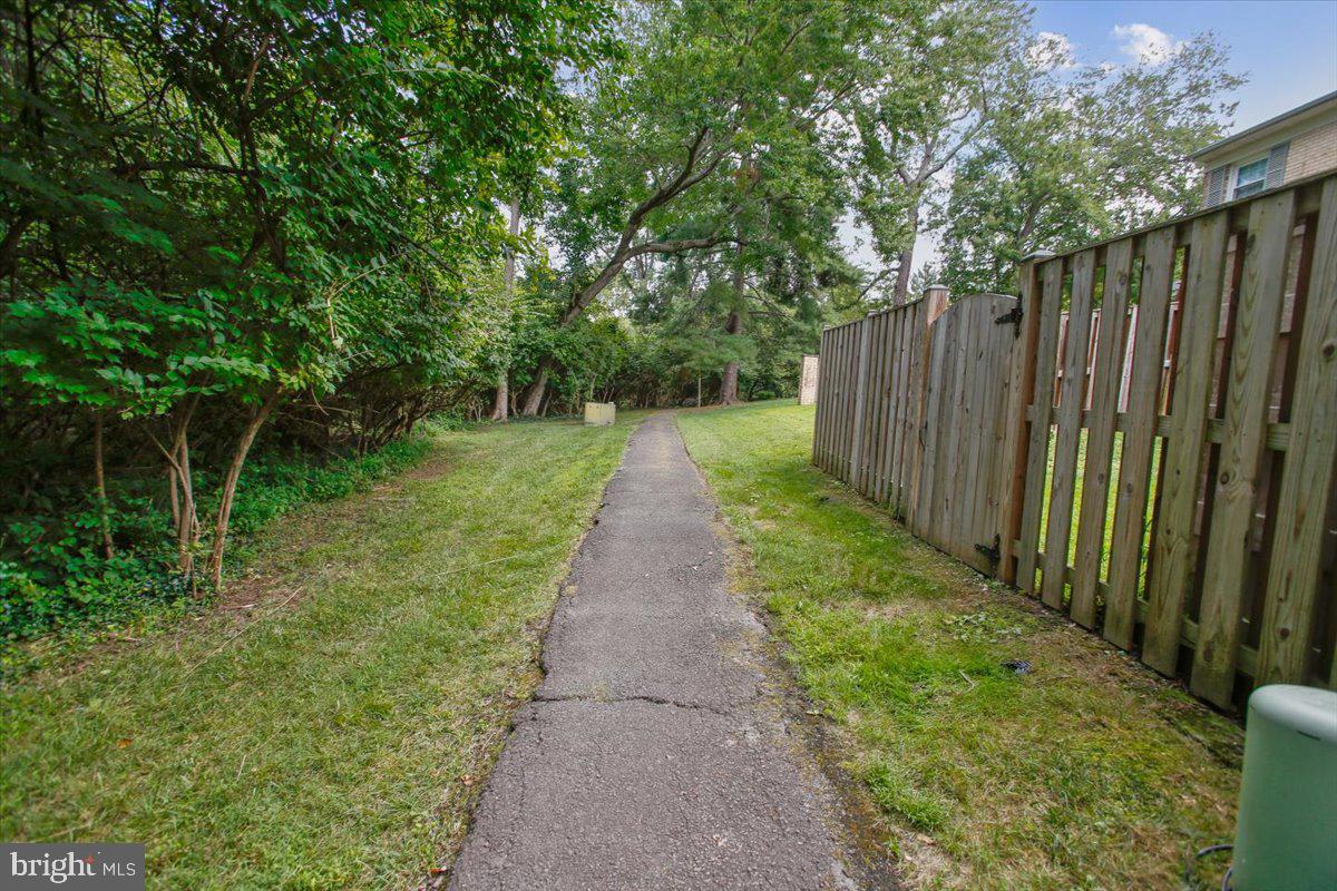 1005 Tapawingo Road Southwest Vienna, VA 22180 - Photo 73 of 76 Gallery Image 73
