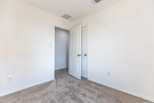 $1,499 | 7606 Chancery Gate, San Antonio, TX 78253