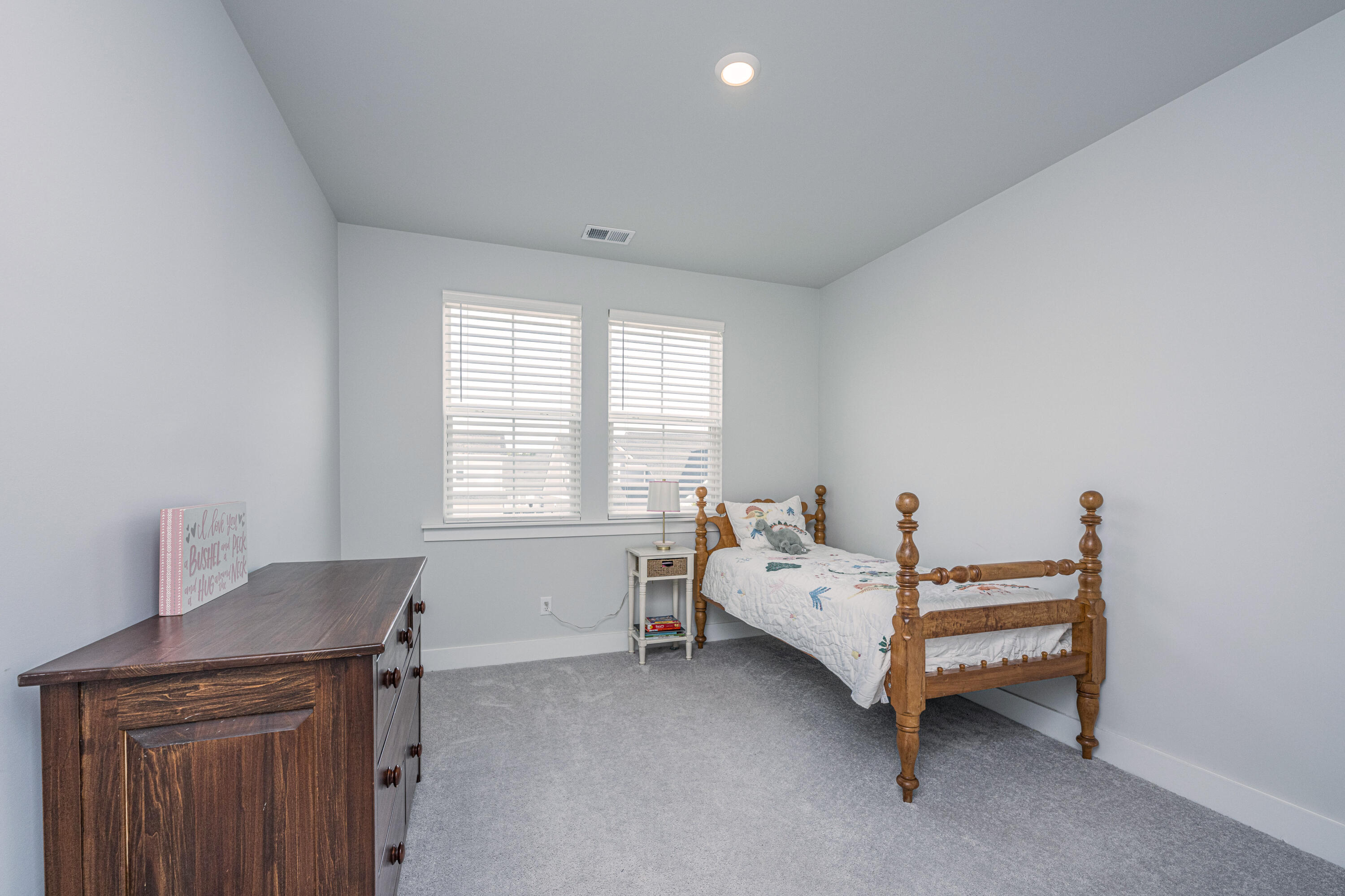 185 Denham Street Summerville, SC 29486 - Photo 22 of 44 185DenhamSt041