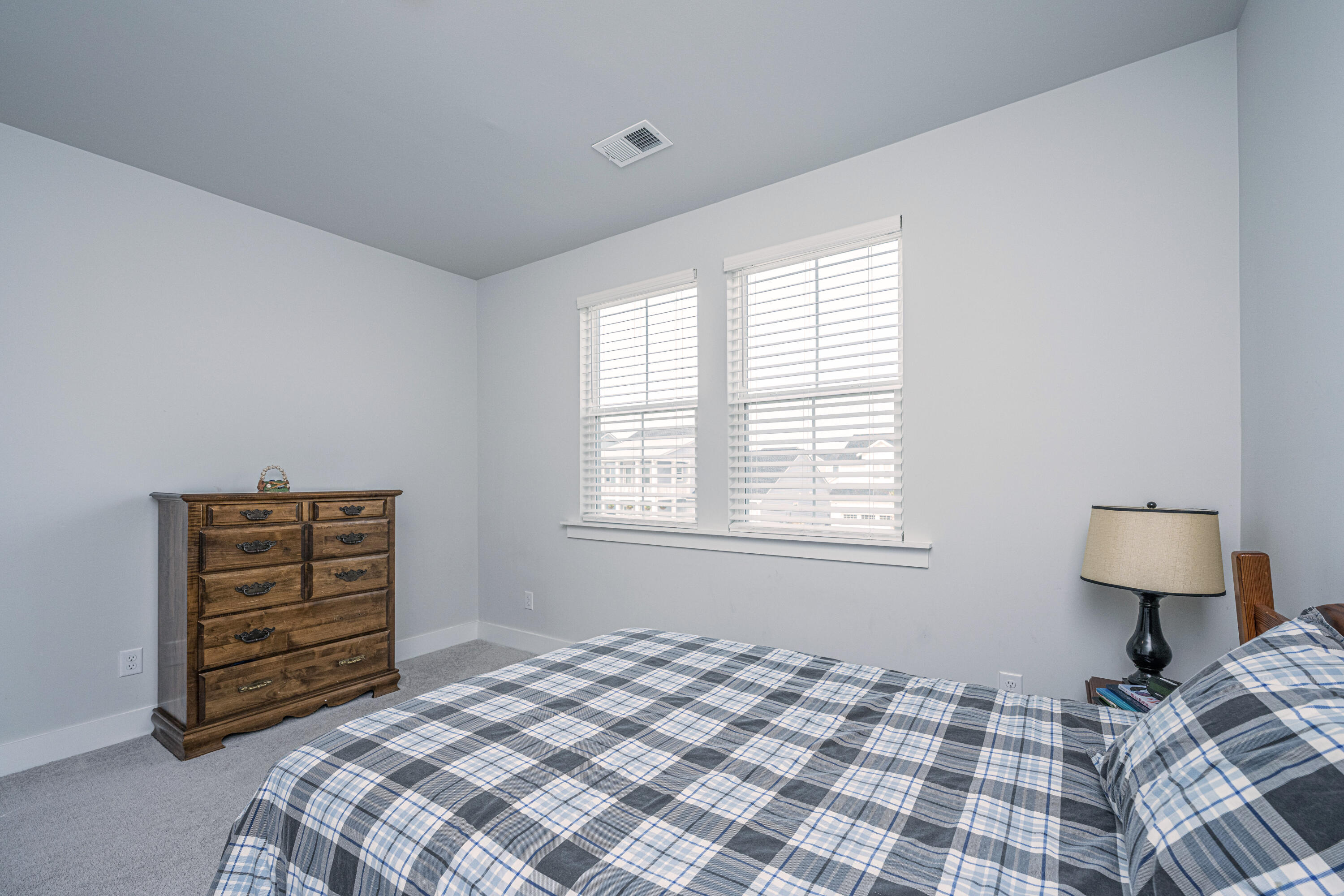 185 Denham Street Summerville, SC 29486 - Photo 26 of 44 185DenhamSt037