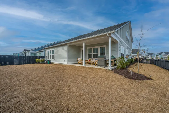 $635,000 | 185 Denham Street, Summerville, SC 29486