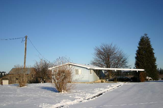 9709 East Day Road Mead, WA 99021 - Photo 1 of 9 Gallery Image 1