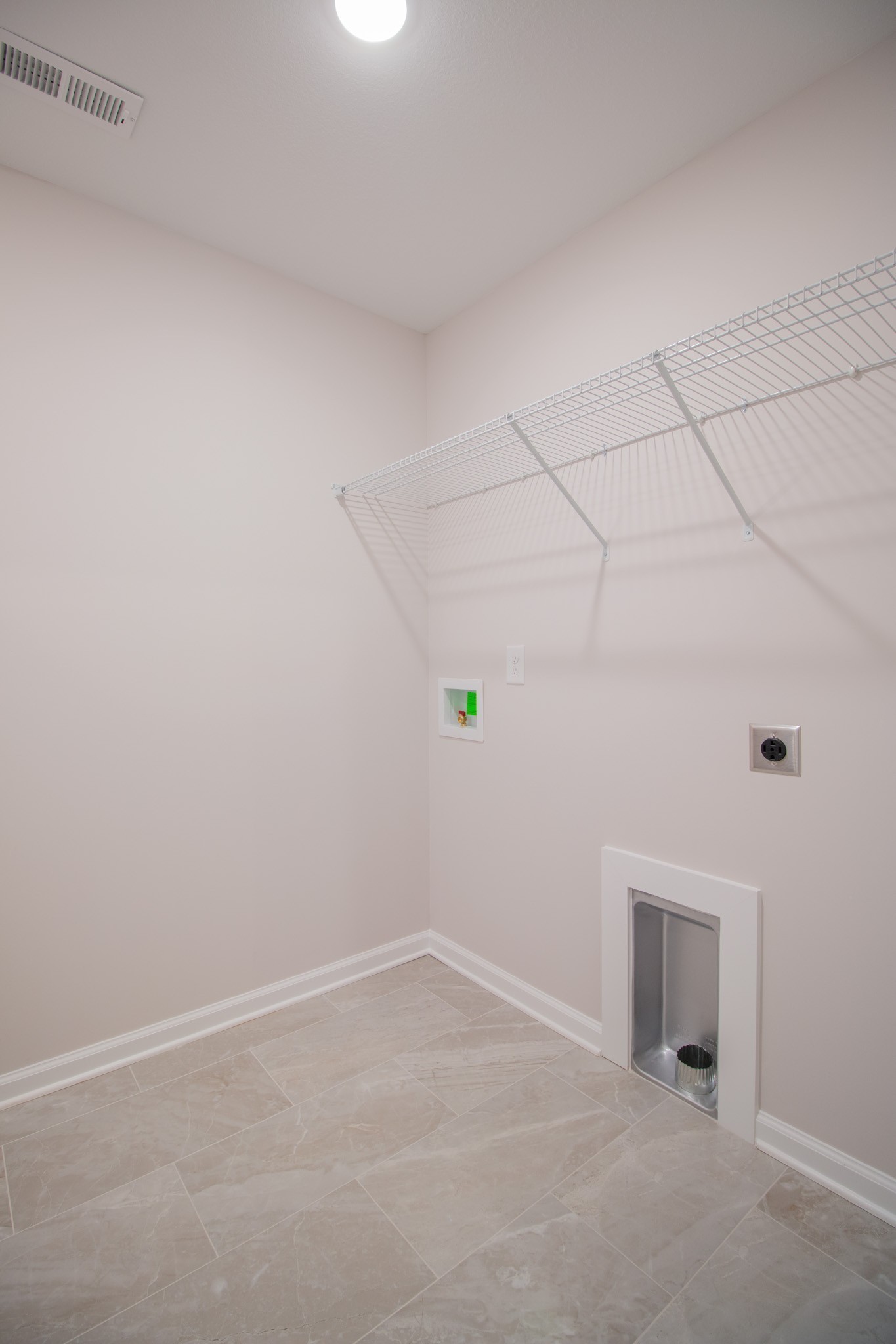 288 Timber Springs Clarksville, TN 37042 - Photo 20 of 25 a view of an empty room