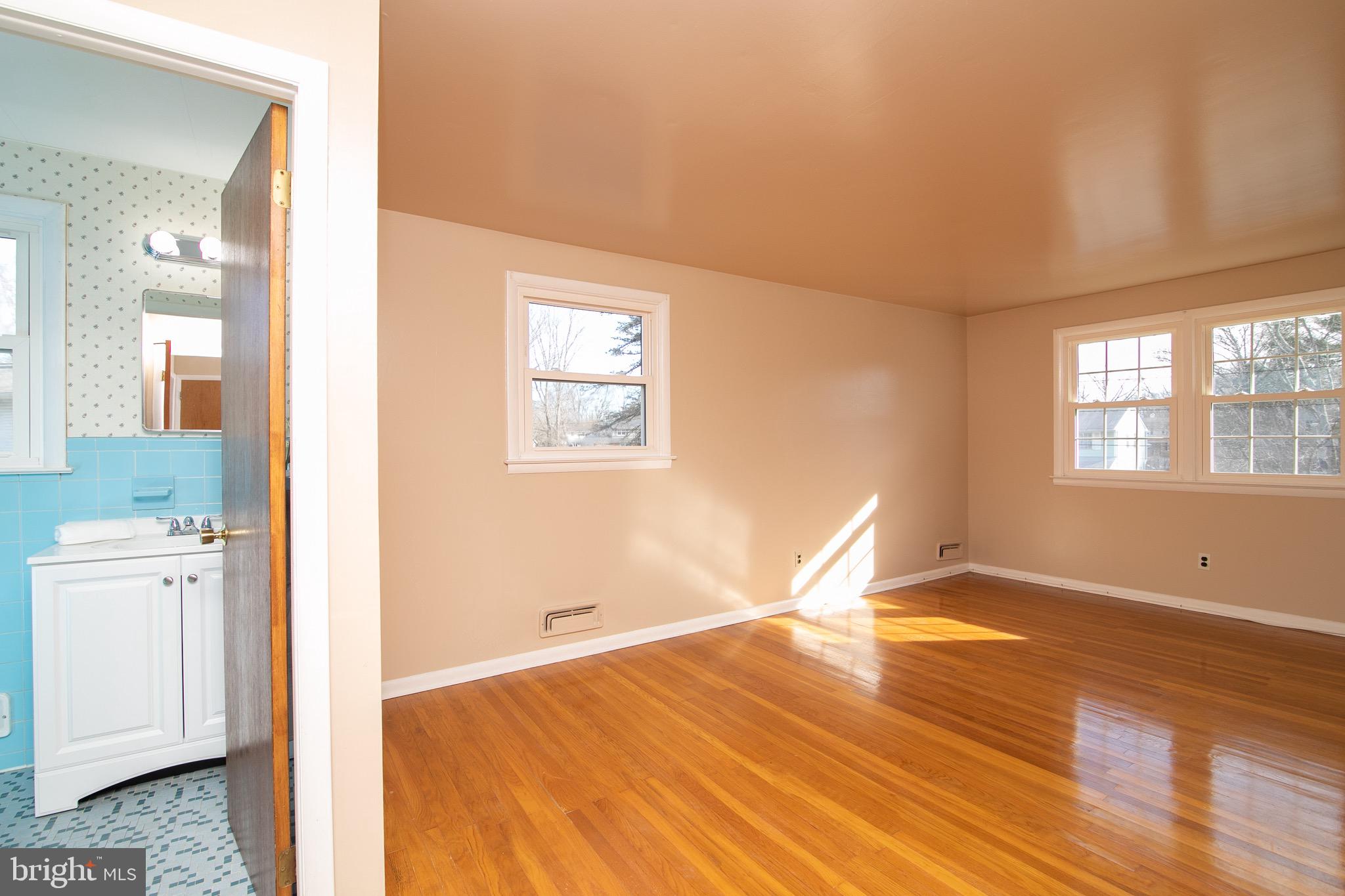 115 Kipling Road Cherry Hill, NJ 08003 - Photo 25 of 45 Master Bedroom