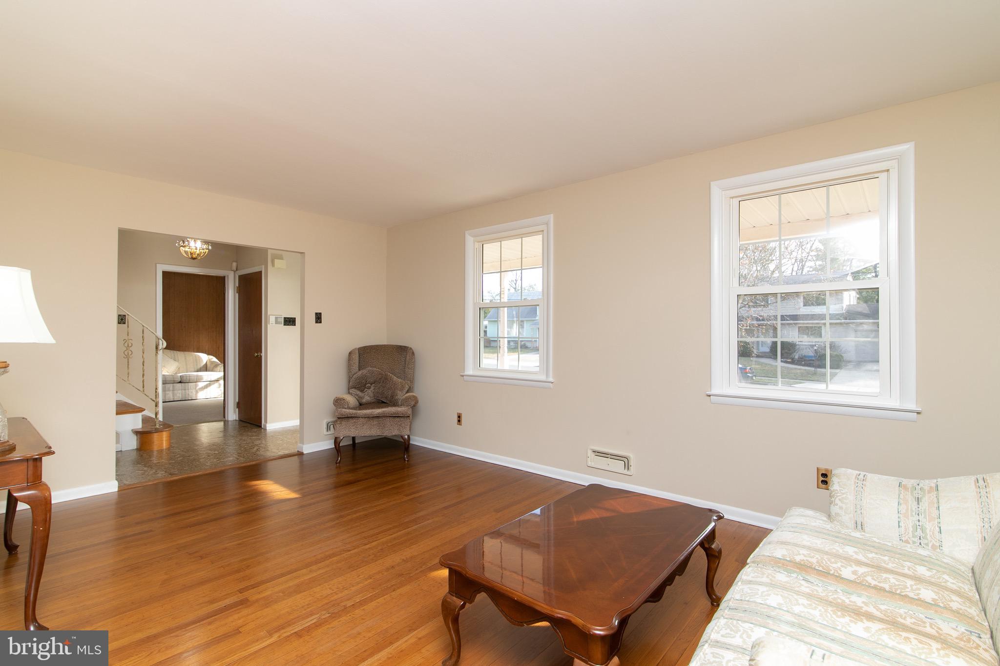 115 Kipling Road Cherry Hill, NJ 08003 - Photo 9 of 45 Living Room