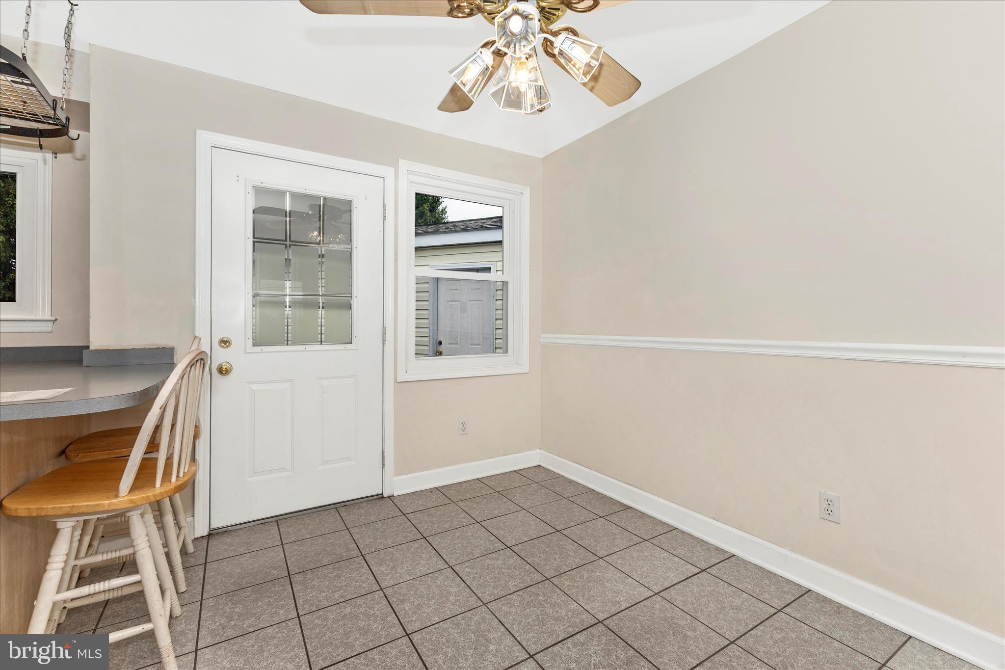 12929 Valleywood Drive Silver Spring, MD 20906 - Photo 13 of 54 Dining Room