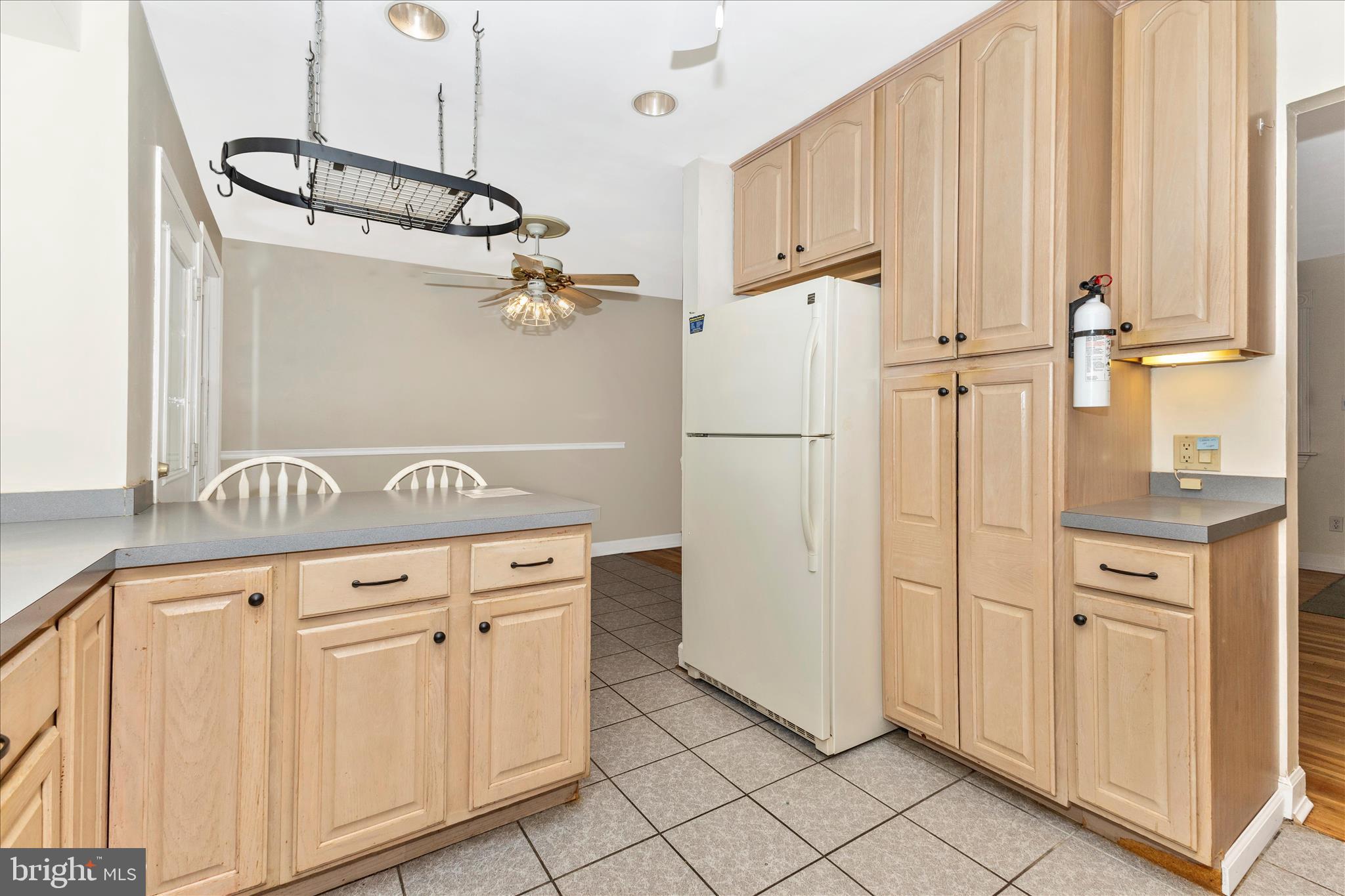 12929 Valleywood Drive Silver Spring, MD 20906 - Photo 15 of 54 Kitchen