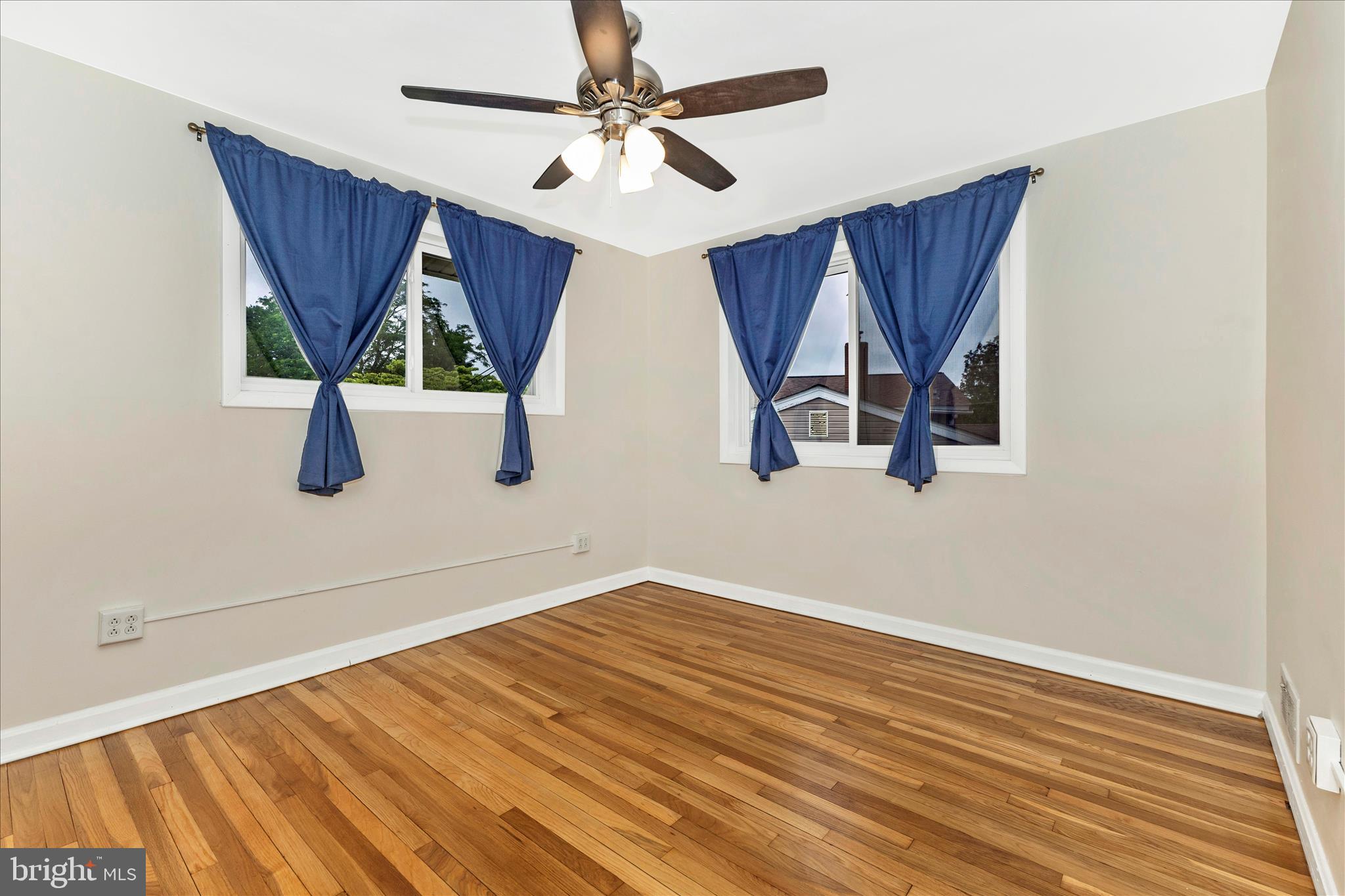 12929 Valleywood Drive Silver Spring, MD 20906 - Photo 21 of 54 Primary Bedroom