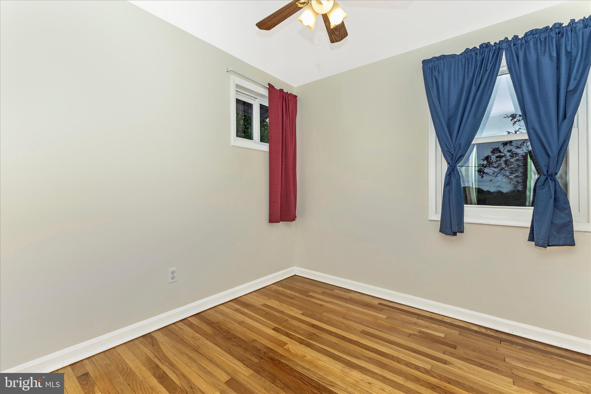12929 Valleywood Drive Silver Spring, MD 20906 - Photo 29 of 54 Bedroom 3