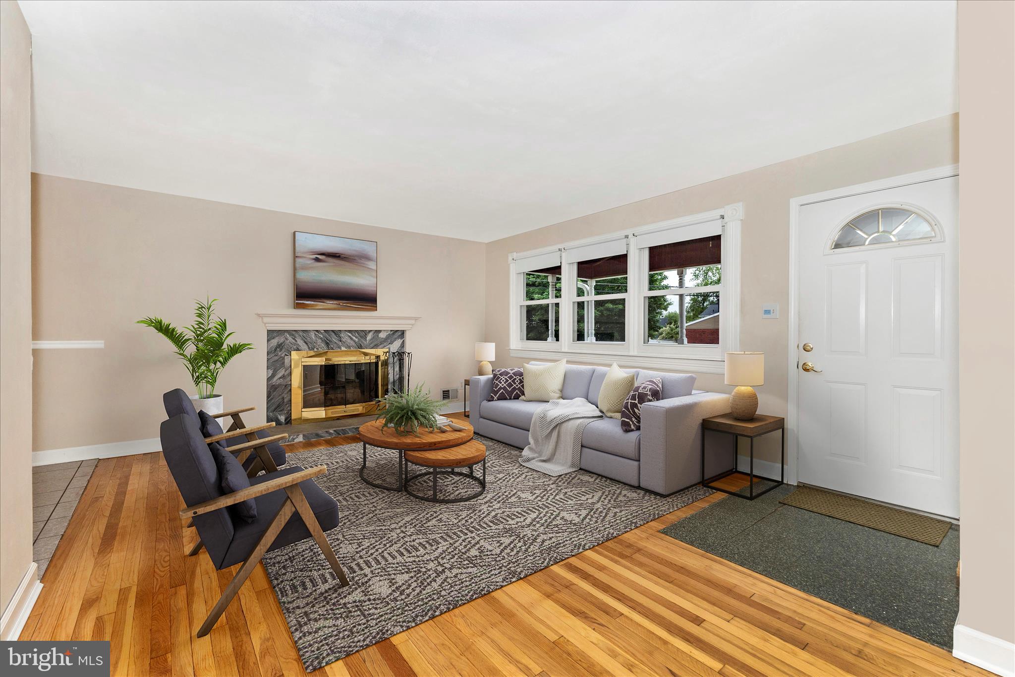12929 Valleywood Drive Silver Spring, MD 20906 - Photo 4 of 54 Living Room Virtually Staged