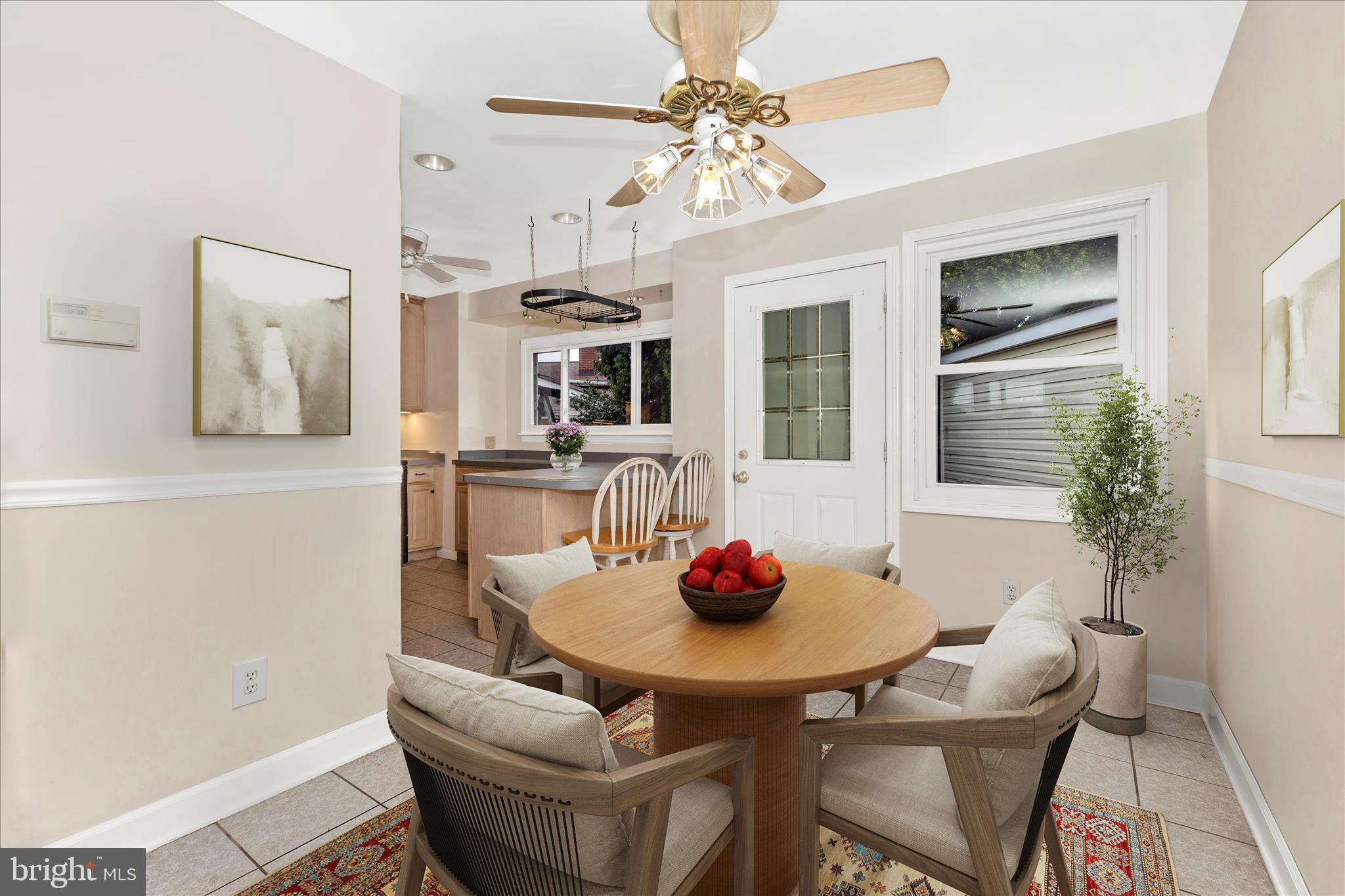 12929 Valleywood Drive Silver Spring, MD 20906 - Photo 9 of 54 Dining Room Virtually Staged
