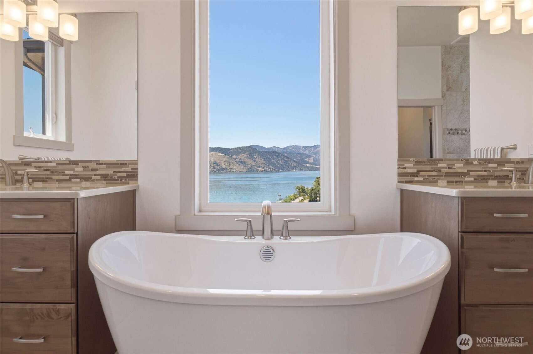 229 Apple Avenue Chelan, WA 98816 - Photo 37 of 40