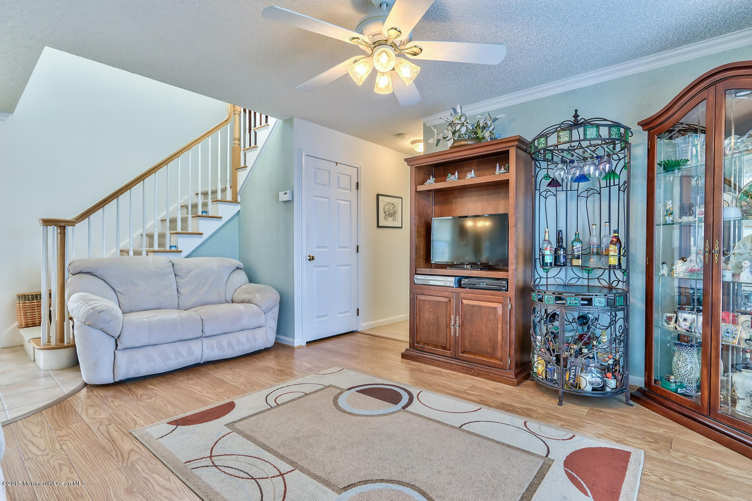 115 Clifton Road Barnegat, NJ 08005 - Photo 4 of 38 115 Clifton Rd Barnegat NJ-large-007-Liv