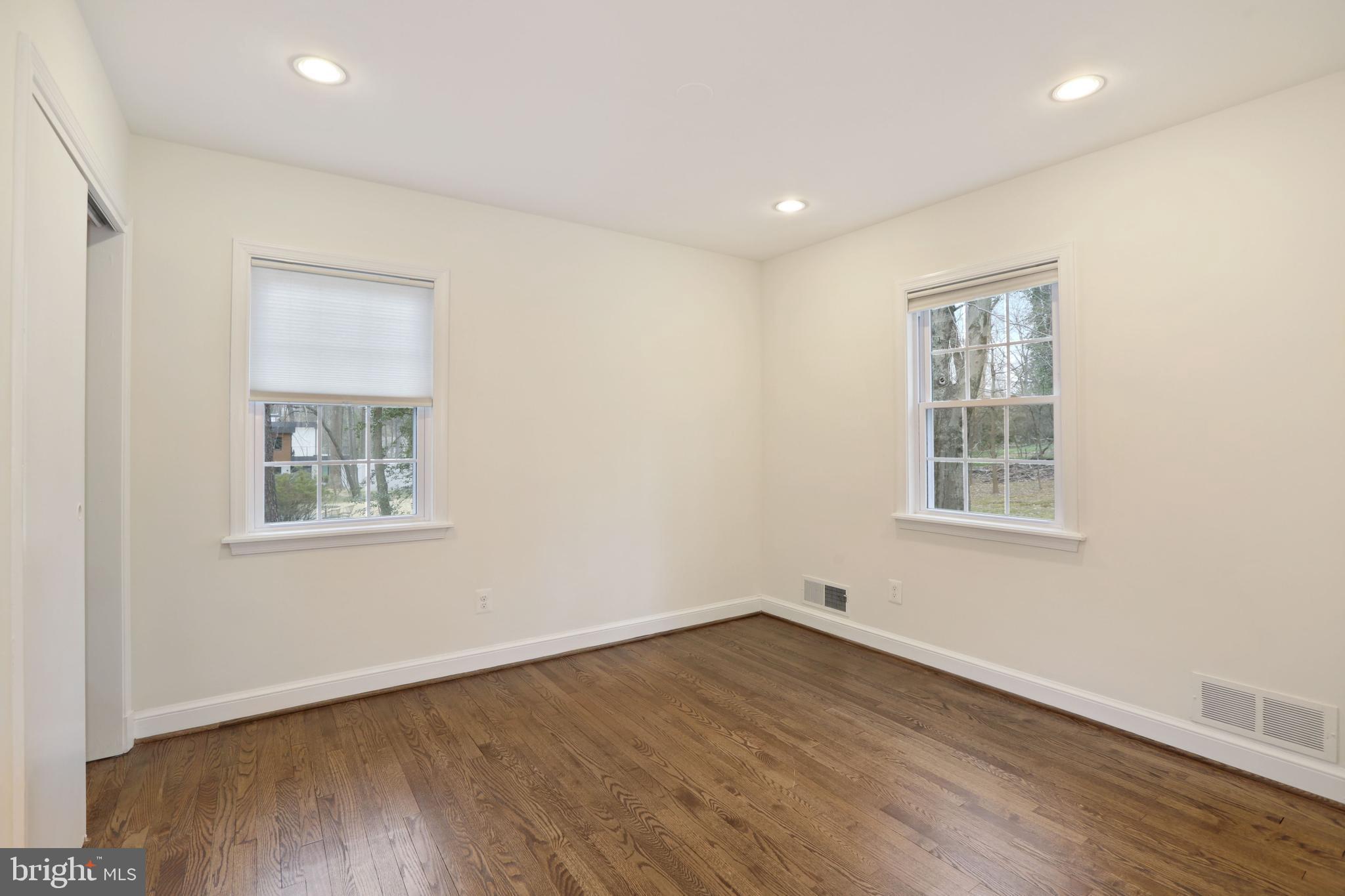 11017 Marcliff Road North Bethesda, MD 20852 - Photo 10 of 30