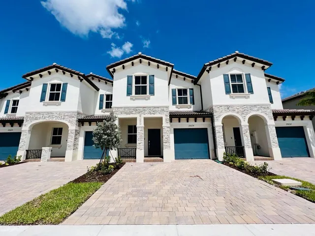 $3,500 | 12628 Northwest 23rd Place, Unit 12628, Miami, FL 33167