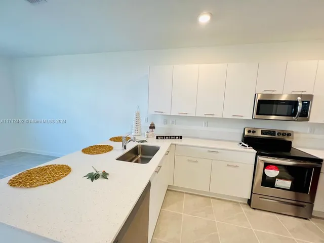 $3,500 | 12628 Northwest 23rd Place, Unit 12628, Miami, FL 33167