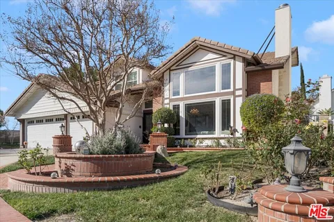 $1,678,000 | 18409 Hampton Court, Porter Ranch, CA 91326