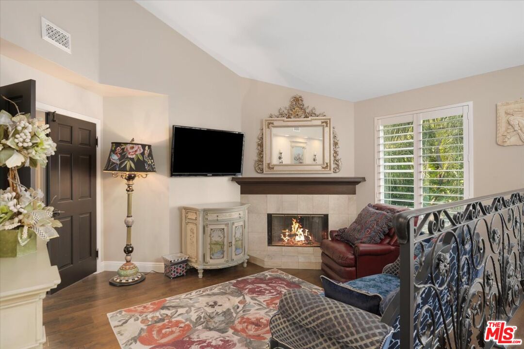 18409 Hampton Court Porter Ranch, CA 91326 - Photo 32 of 52