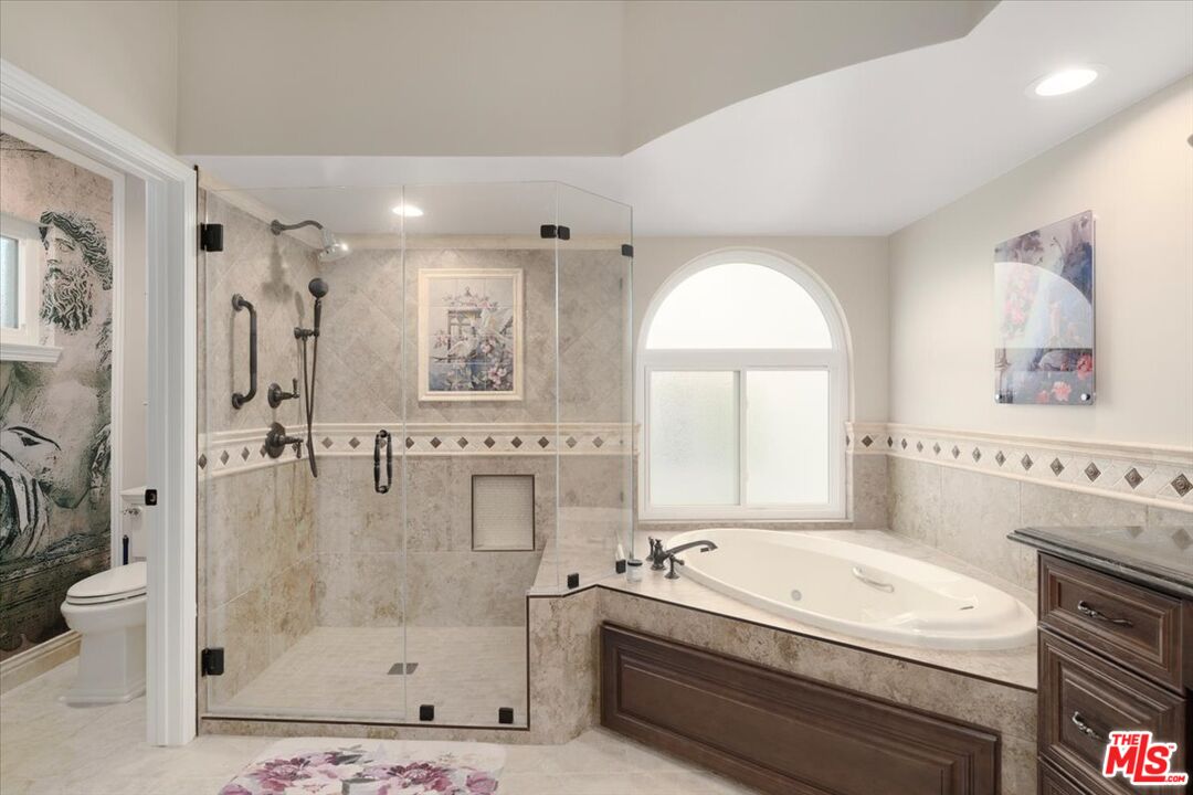 18409 Hampton Court Porter Ranch, CA 91326 - Photo 37 of 52