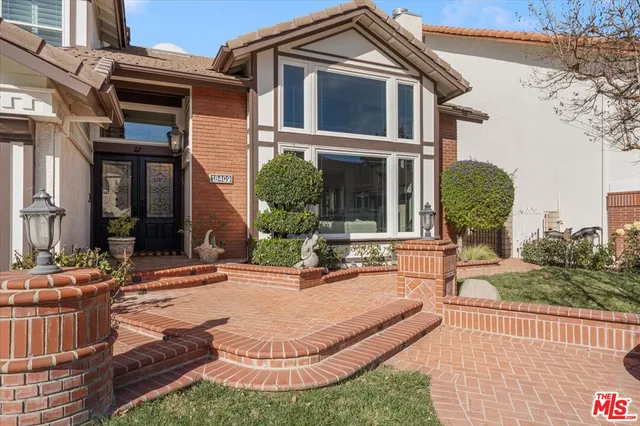 $1,678,000 | 18409 Hampton Court, Porter Ranch, CA 91326